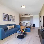 דירה Sunset Gardens *