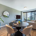Sunset Gardens Apartment *