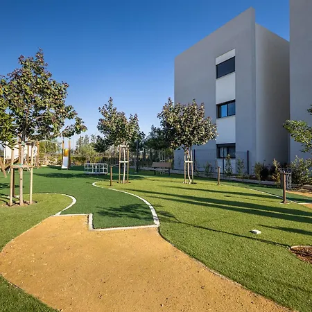 Sunset Gardens Apartment