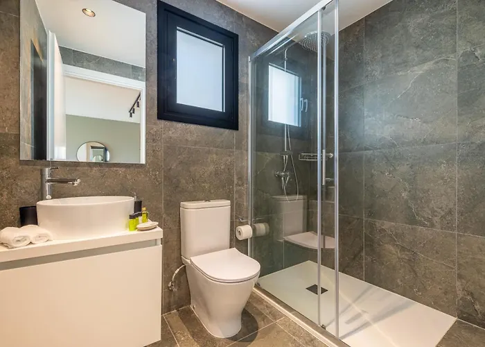 Sunset Gardens Apartment